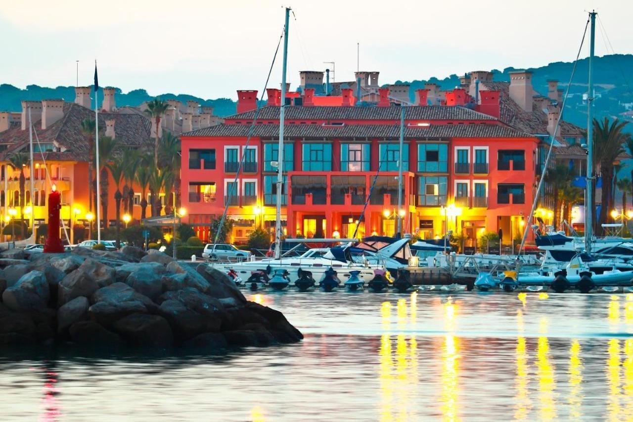 Hotel Mim Sotogrande Club Maritimo Exterior photo