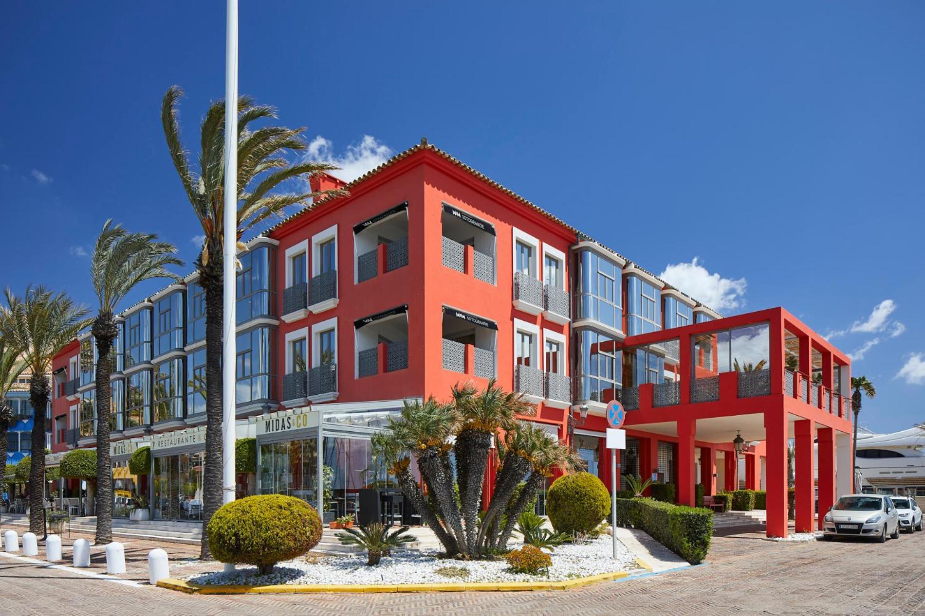 Hotel Mim Sotogrande Club Maritimo Exterior photo