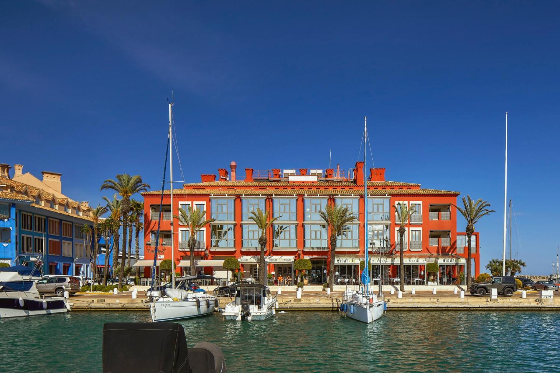 Hotel Mim Sotogrande Club Maritimo Exterior photo